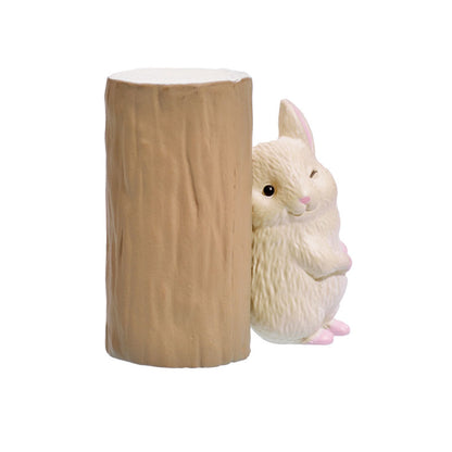 躲起來的栗鼠